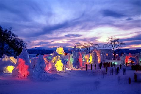 北海道 観光 冬 - 雪の魔法と温泉の癒し